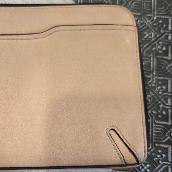 🐢 Rag and Bone Zip Around Wallet Excellent Condition - Picture 4 of 16